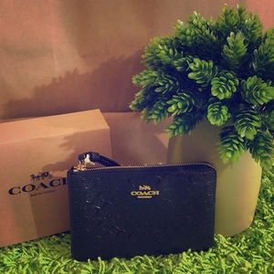 Coach Signa Patent Leather Corner Zip Wristlet